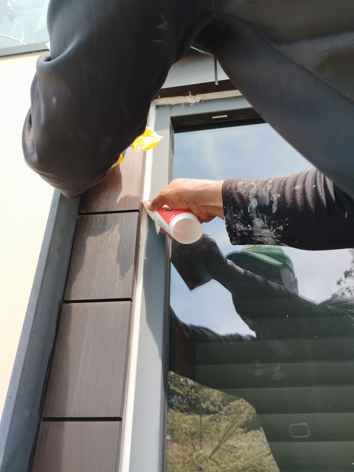 Painting & sealant